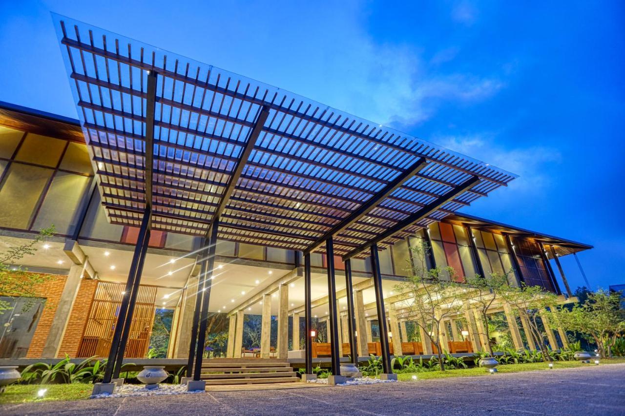 Tropical Life Resort And Spa 담불라 외부 사진