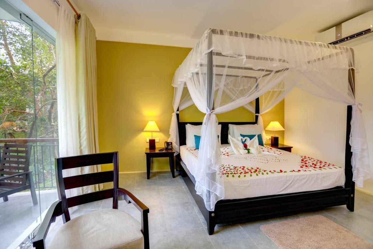 Tropical Life Resort And Spa 담불라 외부 사진