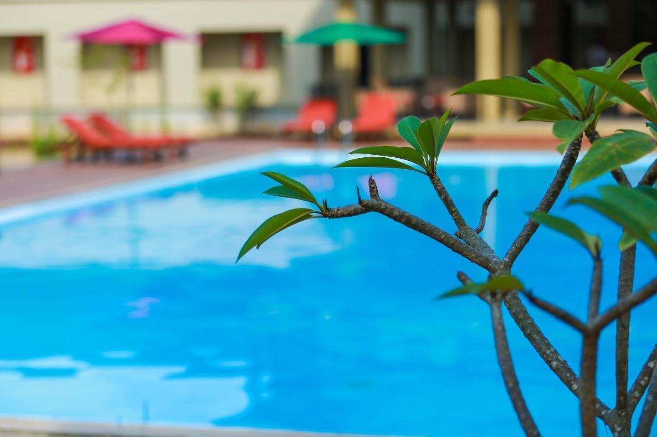 Tropical Life Resort And Spa 담불라 외부 사진